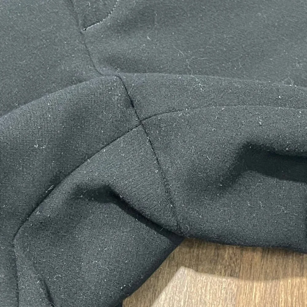 Banana Republic Logan Crop Dress Pants Women's Size 12 Black Ruffle Hems Viscose